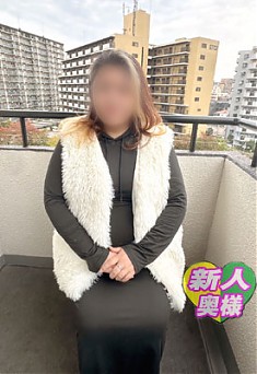 新人りさ奥様★本日入店です！！