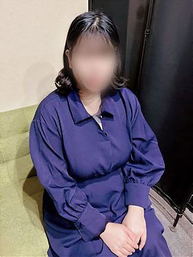 M系純粋な若妻☆新人　内海　うみ奥様出勤です