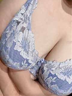 Hな奥様が貴方の下半身をヌクヌクします！