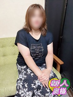 即尺可能な若妻☆新人　吉岡　ゆき奥様出勤です！