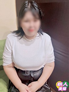 高身長のポチャ若妻☆新人　本田　いぶ奥様　体験入店中！