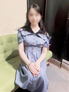 美人系若妻☆新人　相田　さりな奥様　出勤です！