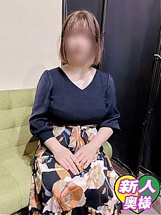 新人　まみ奥様☆出勤されました♪